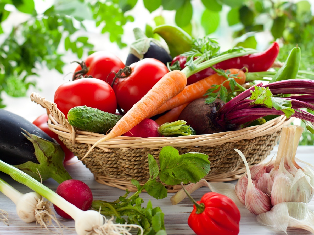 Hva er et plantebasert kosthold? Grønnsaker, belgvekster, nøtter, frukt og fullkorn